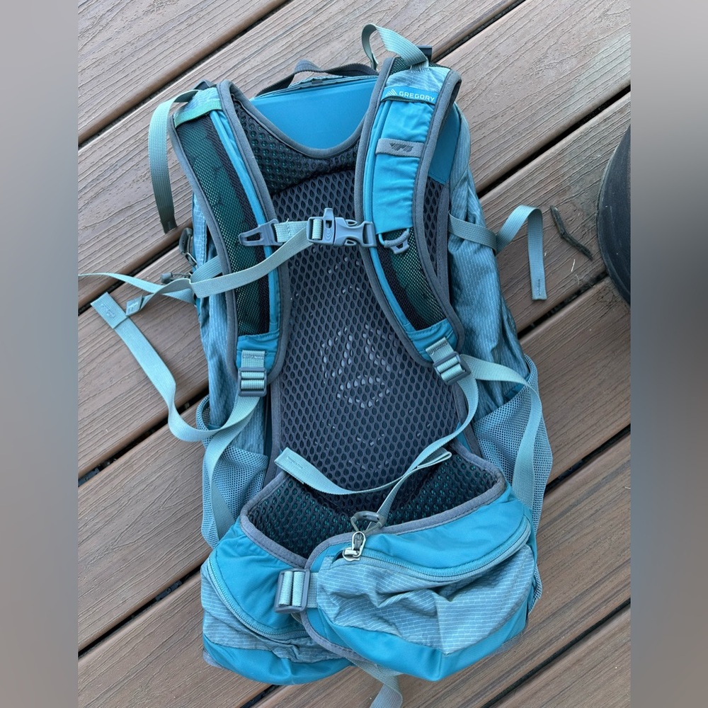 Gregory Juno 24 Day pack - Picture 3 of 4